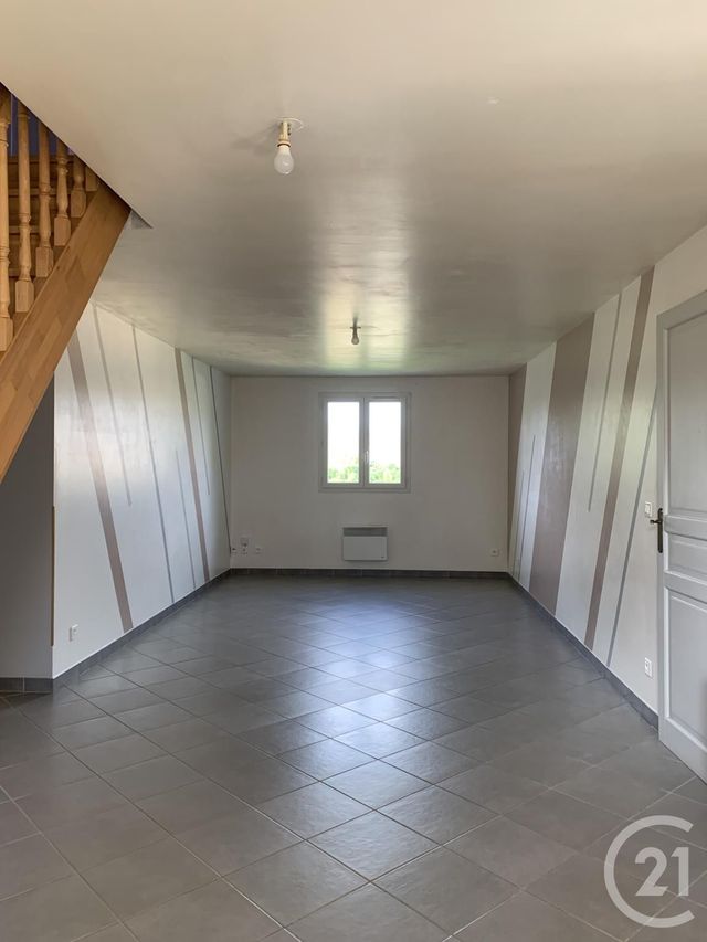 Appartement F5 à louer - 5 pièces - 98.1 m2 - CREYSSE - 46 - MIDI-PYRENEES - Century 21 Cabinet Théron